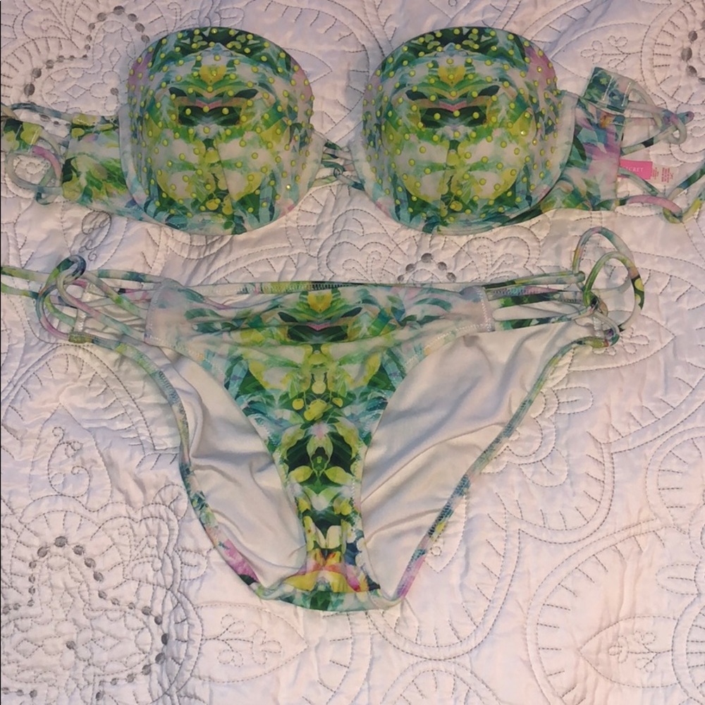 Victoria’s Secret Bikini